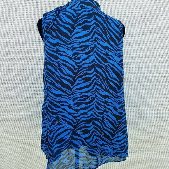 Vince Camuto Metro Blue Stripe Short Sleeve Blouse Women's. Size Medium. NWT - Picture 8 of 12